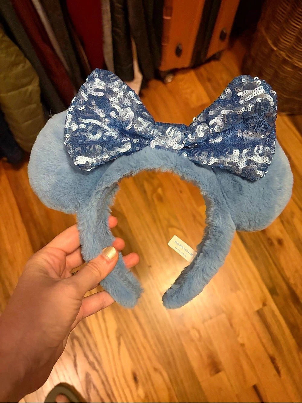 Tokyo Disney Resort Blue Fuzzy Sequin Bow Minnie Mouse Ears Headband